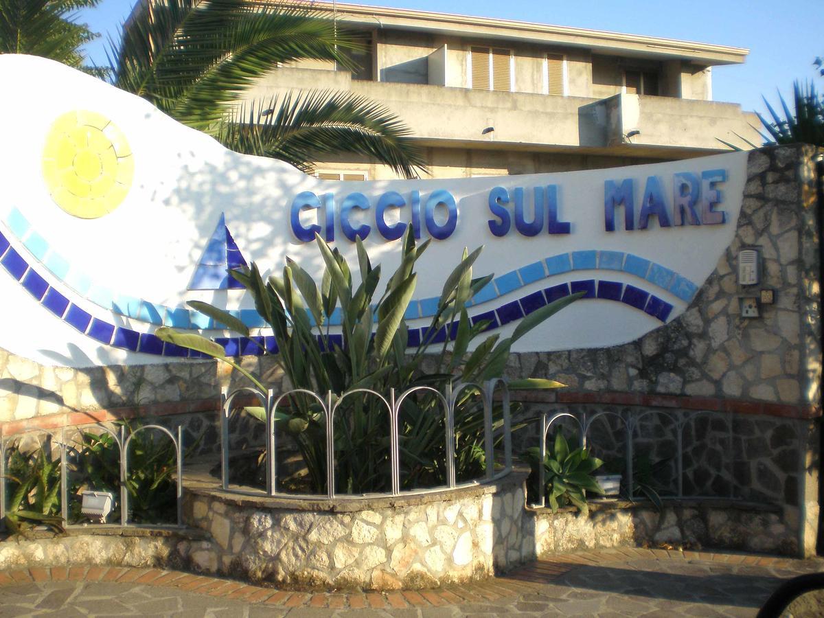 קאפו ואטיצ'אנו Villaggio Albergo Da Ciccio Sul Mare מראה חיצוני תמונה